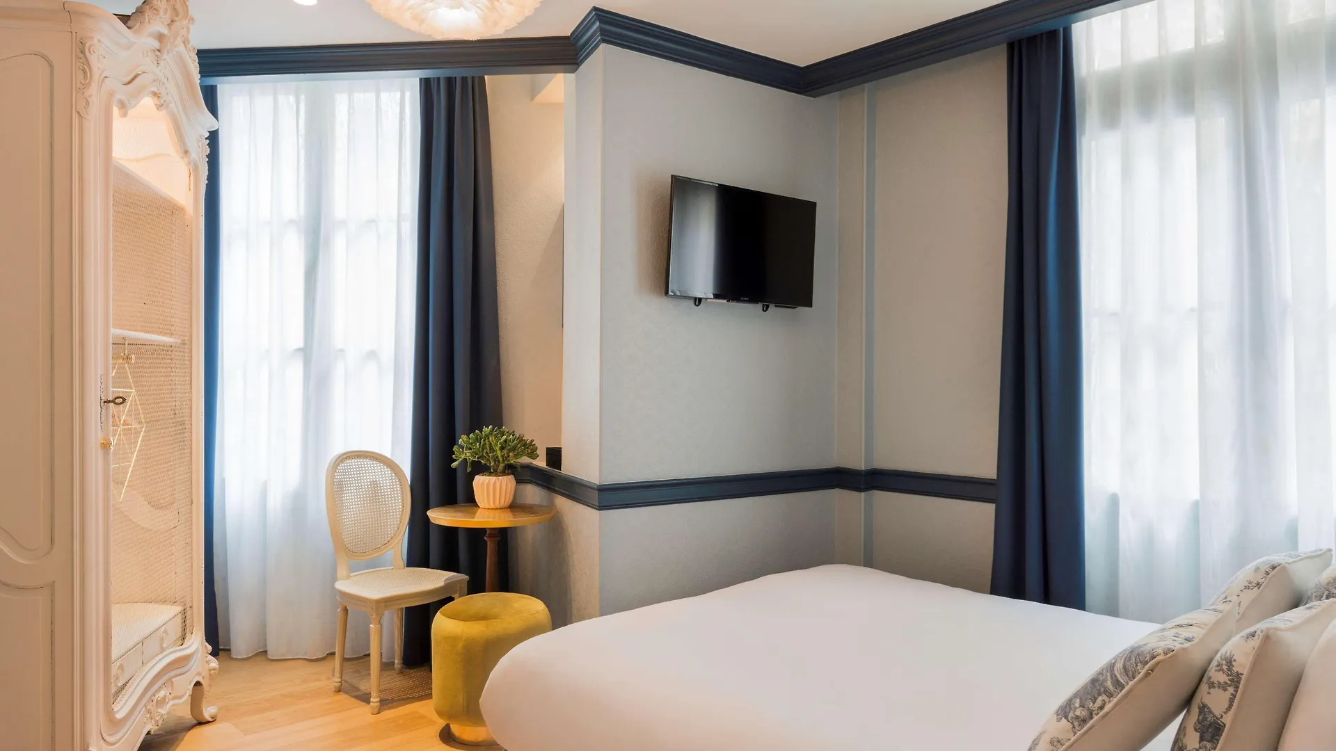 Hotel De Neuve By Happyculture باريس 3*,